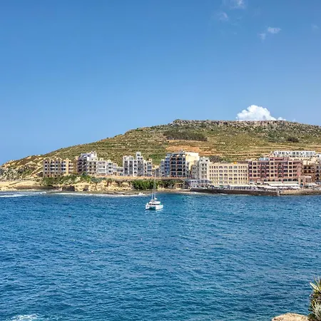 Waterfront Gozo Stay Overlooking Marsalforn Bay *
