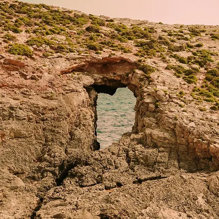 Waterfront Gozo Stay Overlooking Marsalforn Bay * Marsalforn