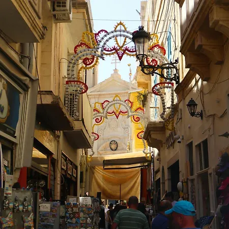 Waterfront Gozo Stay Overlooking Marsalforn Bay * Marsalforn