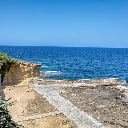 Waterfront Gozo Stay Overlooking Marsalforn Bay Marsalforn