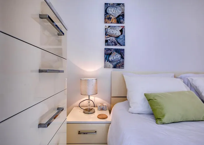 Scenic Gozo With 1br & Balcony Bliss By 360 Estates Lejlighed *