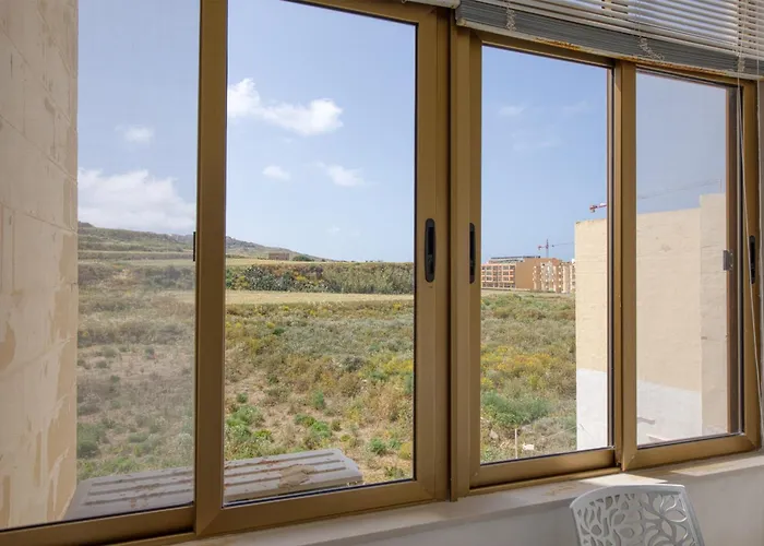 Scenic Gozo With 1br & Balcony Bliss By 360 Estates アパート マルサルフォーン