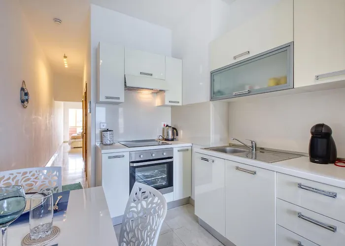 Lejlighed Scenic Gozo With 1br & Balcony Bliss By 360 Estates *